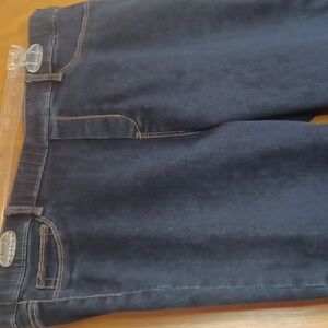 J.Jill Perfect Jegging Sz.L Dark Wash. W. 35" R.11".L.27.5" EUC!